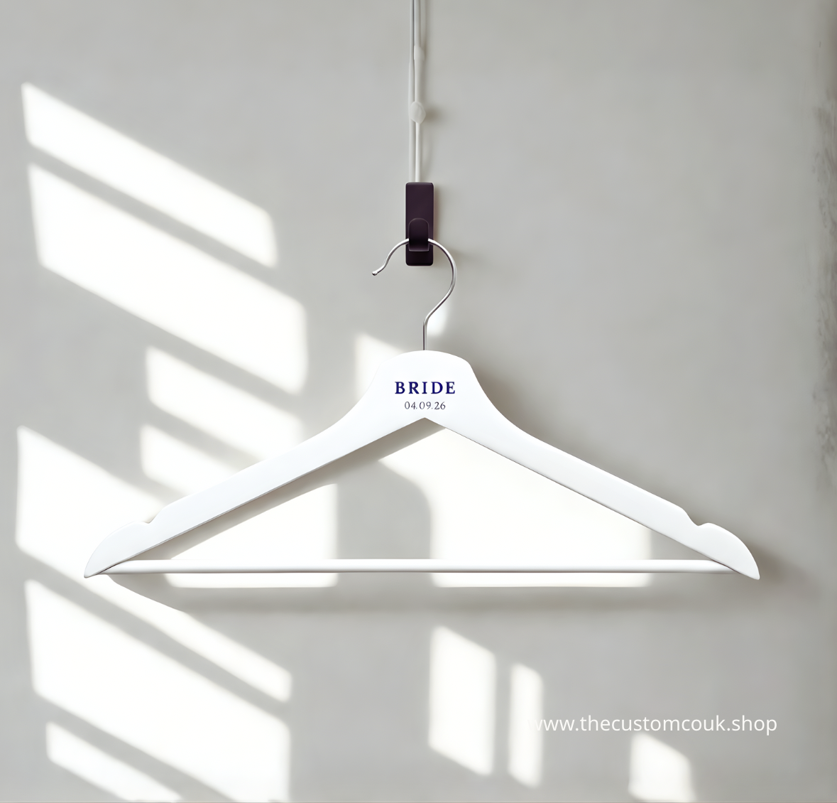 Personalised Bridal Party Hangers | Bride, Groom & Bridesmaid Hangers
