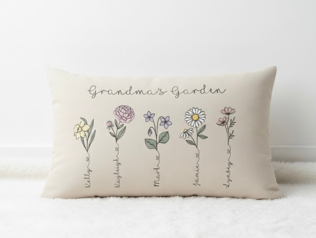 Decorative pillow with a floral design Grandma’s Garden